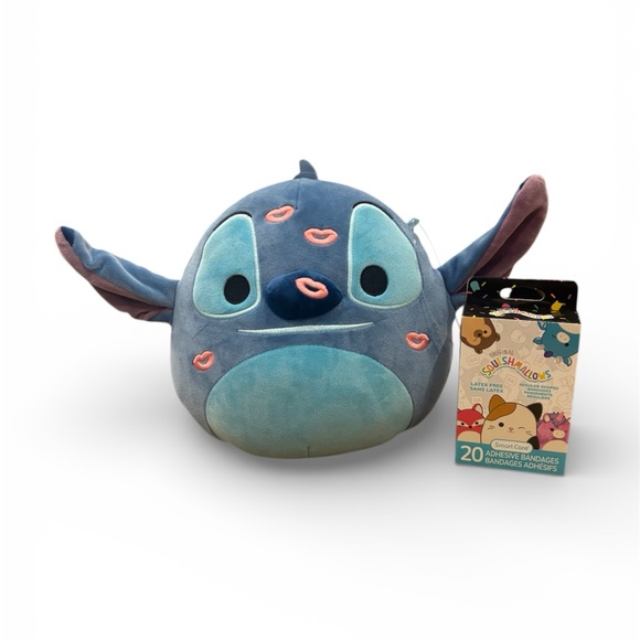 Squishmallows Original 8inch Disney Valentine’s Day Stitch with Kisses NEW - Picture 3 of 5